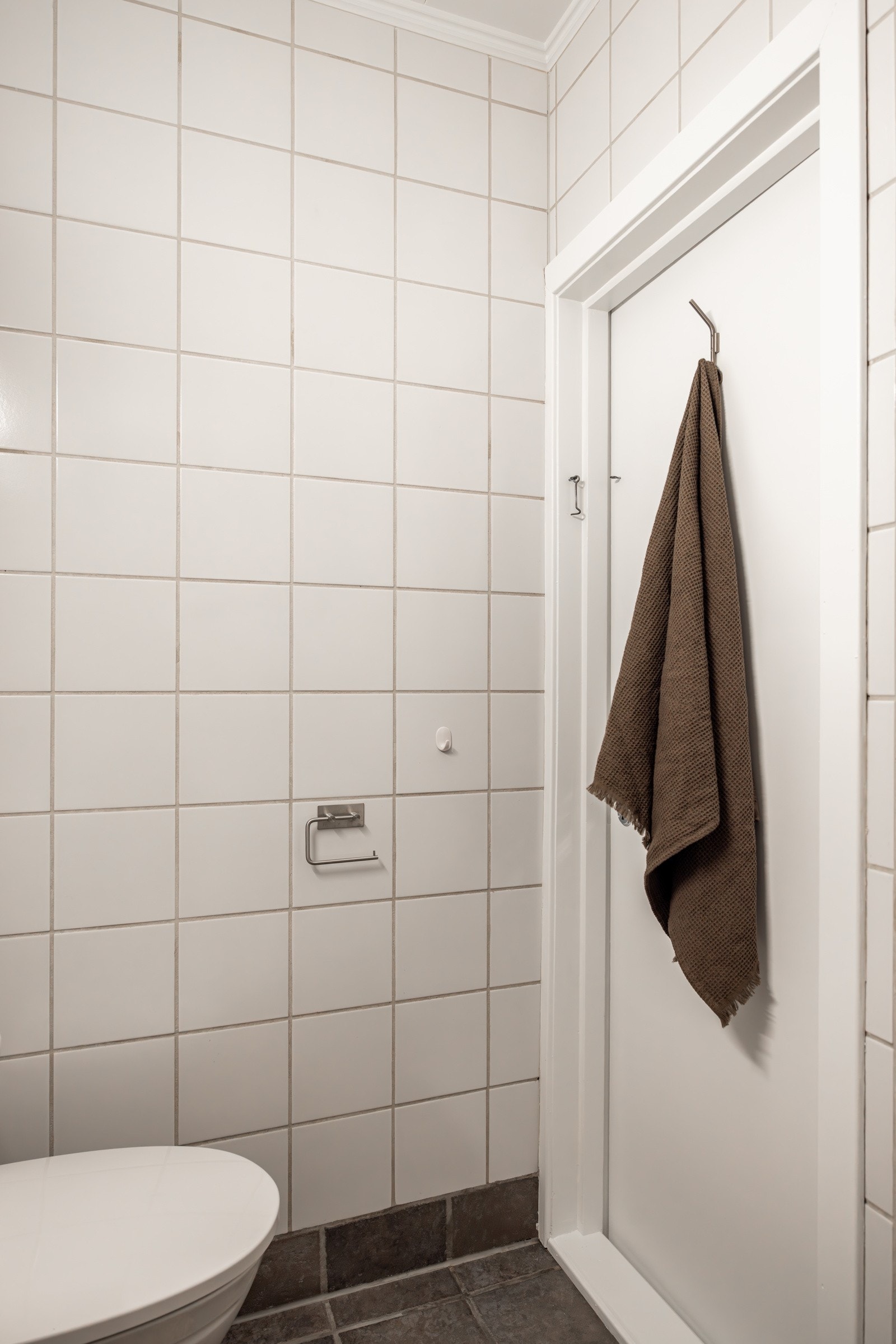 - Takstmann har utført et overflatesøk, ingen forhold som kan tolkes til fuktskade - Galleribilde