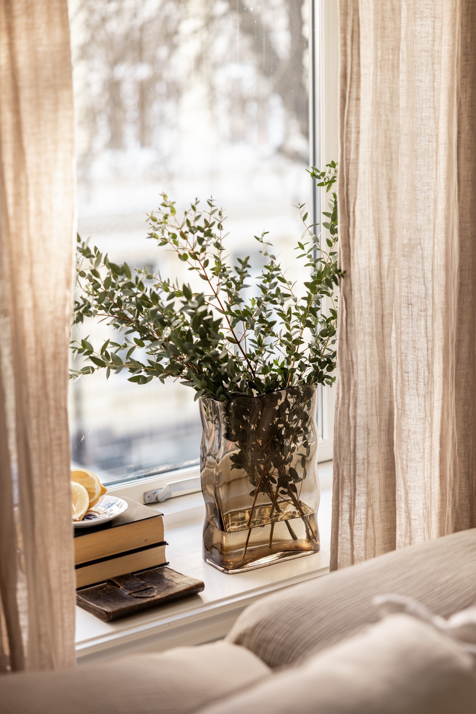 - Soverom 1 vender mot rolig gate - Galleribilde