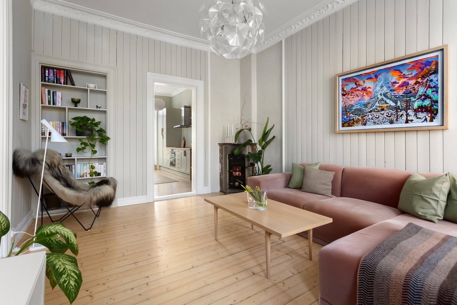 Den gjennomgående planløsningen sikrer optimale lysforhold. Galleribilde