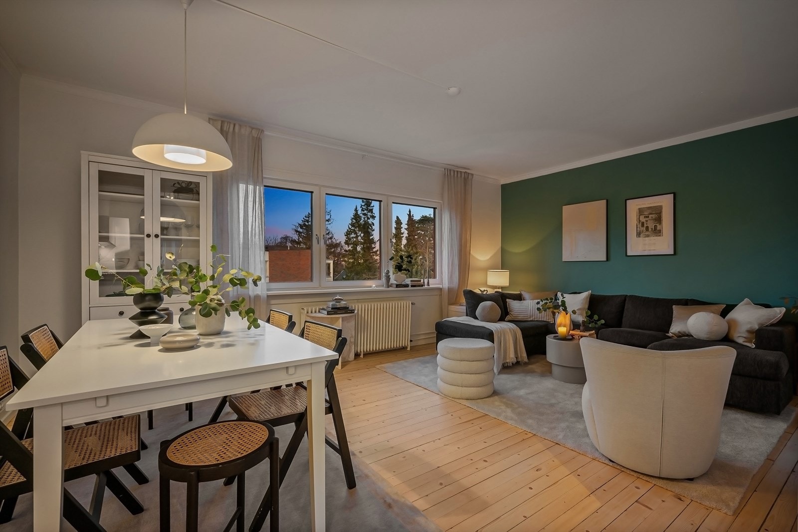 Leiligheten ligger høyt og fritt og har lite direkte innsyn. Galleribilde