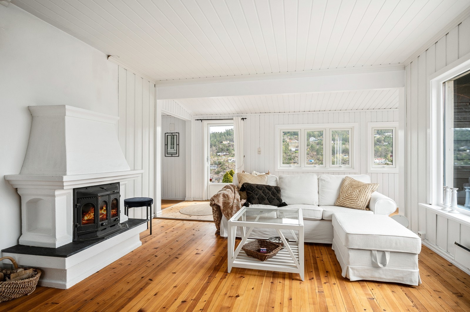 Stue med peis Galleribilde