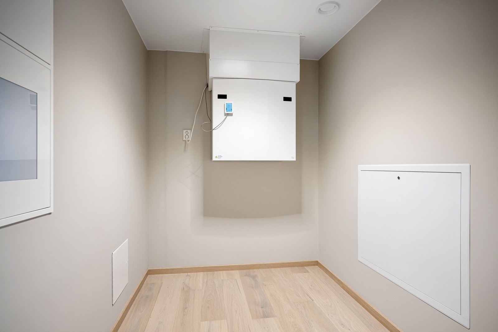 Tilknyttet gang har man et teknisk rom/bod på 4,3 Galleribilde