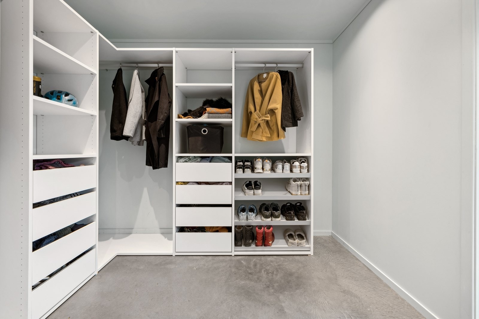 Garderoberom Galleribilde