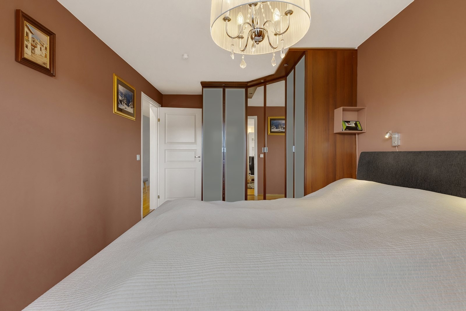 Soverommene er romslige og av god standard Galleribilde