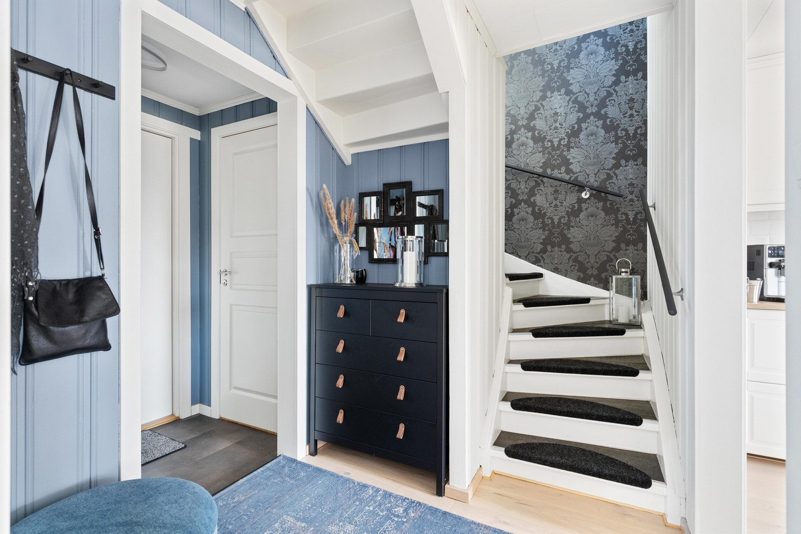 FAB02120 Galleribilde