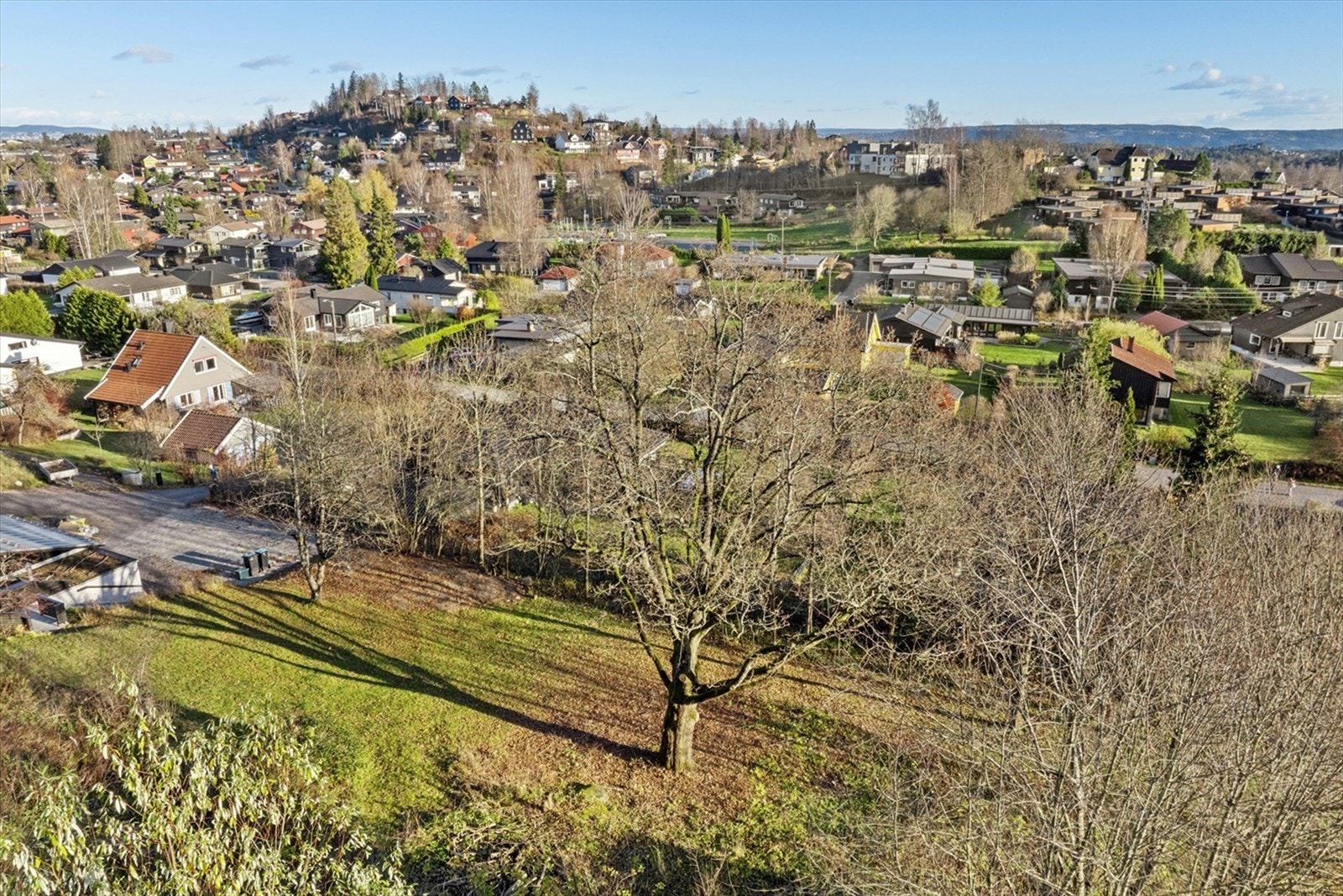 På Billingstad bor du i umiddelbar nærhet til naturen. Vestmarka byr på variert utvalg av turstier, sykkelveier og skiløyper. Det er flere hyggelige markahytter med servering i helgene, der Gupu er en av favorittene til Askers befolkning. Galleribilde