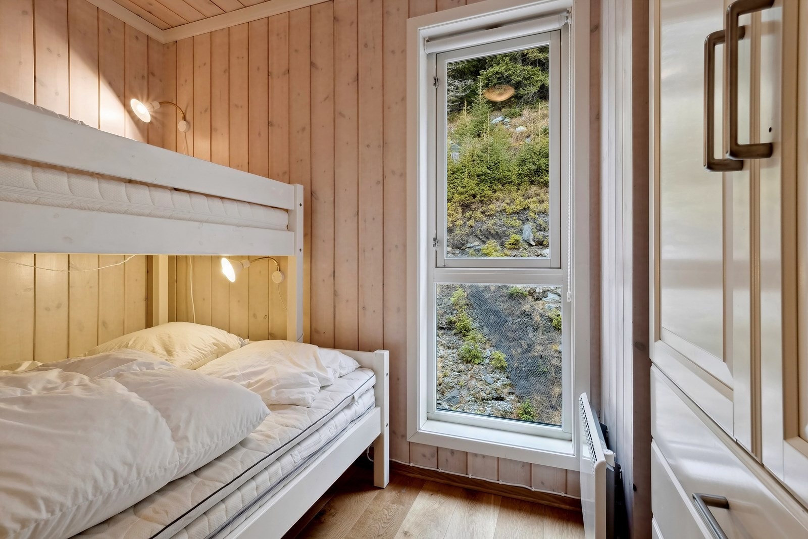 Soverom nr. 2. Galleribilde