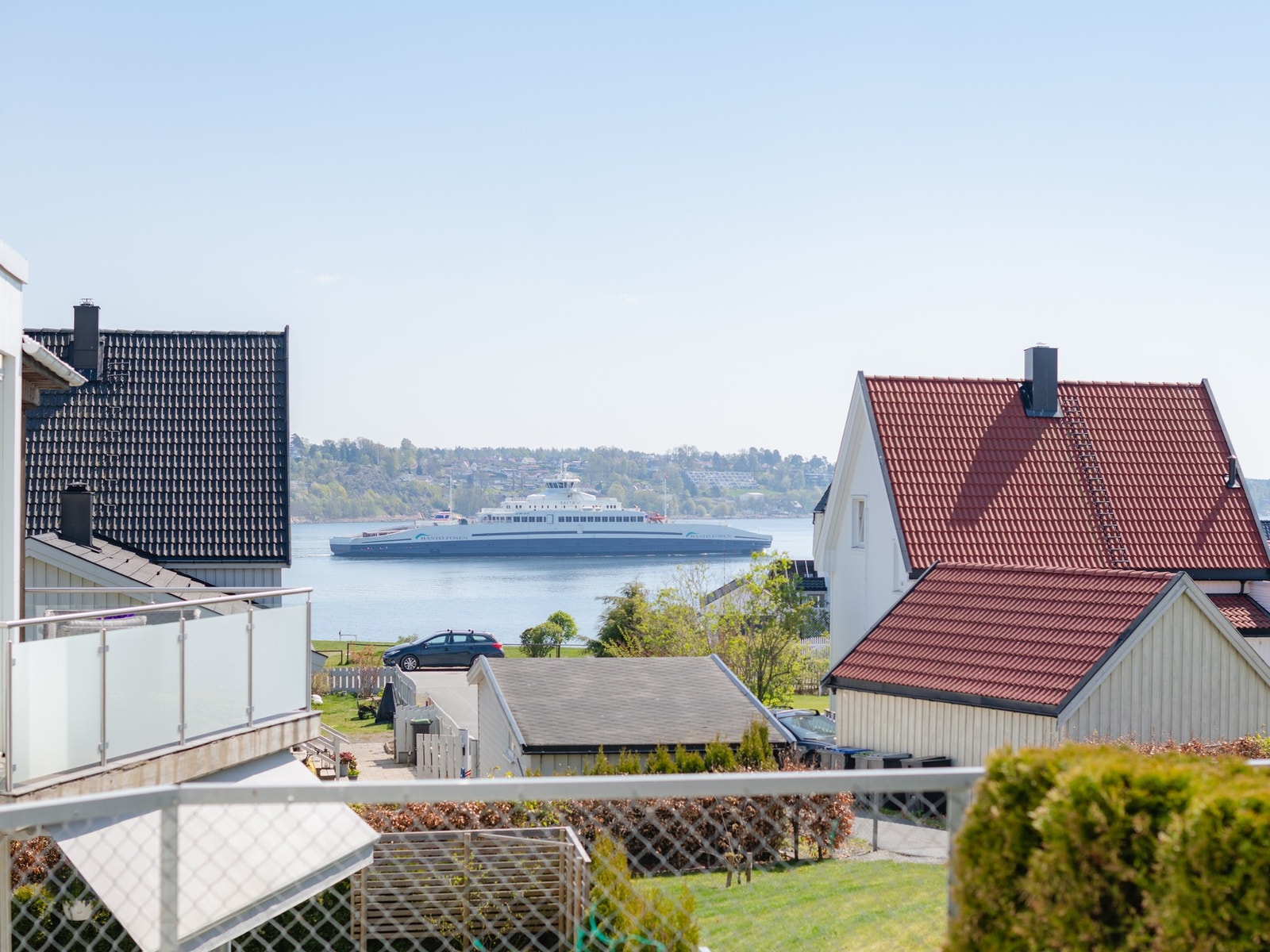 Zoomet utsikt fra terrassen. Galleribilde