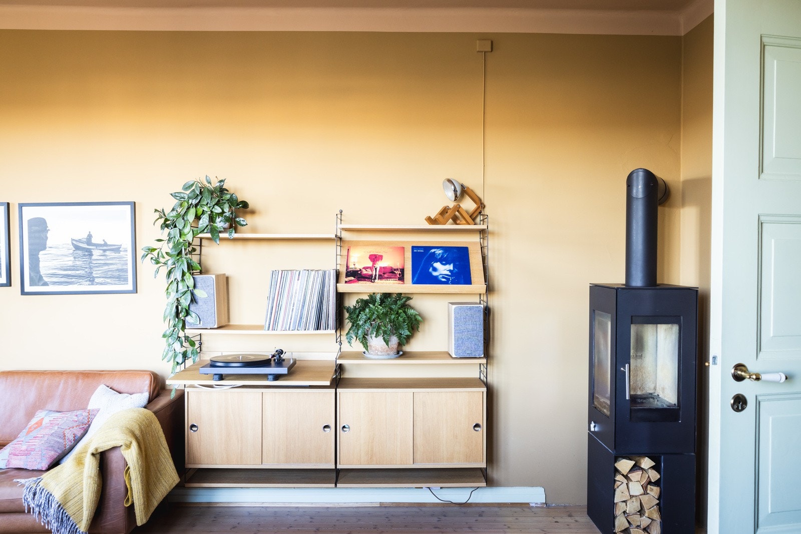 Peisovn med glassfelt som gir godt med med varme på kalde dager. Galleribilde