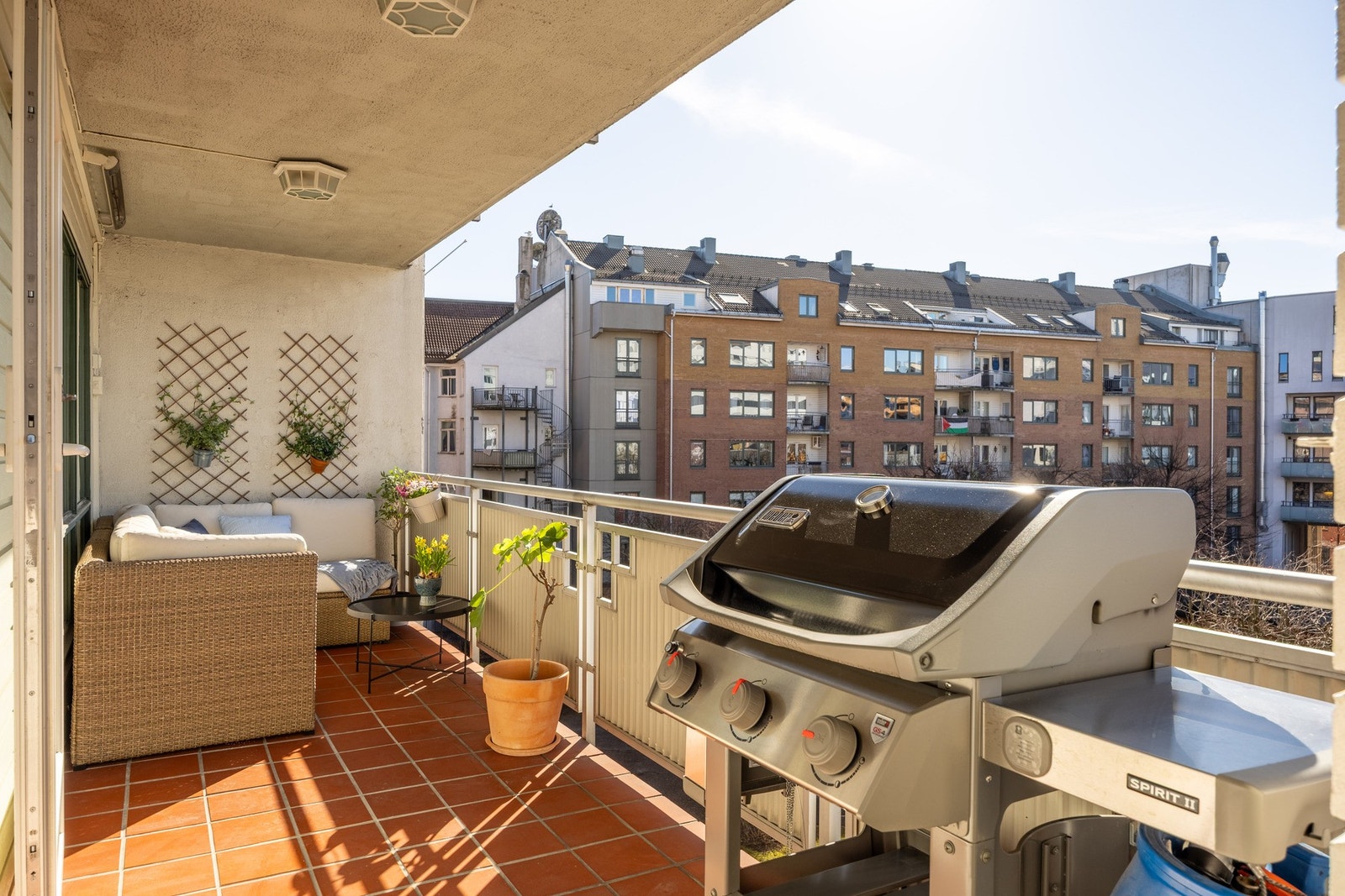 Fra stuen er det utgang til balkong. Galleribilde