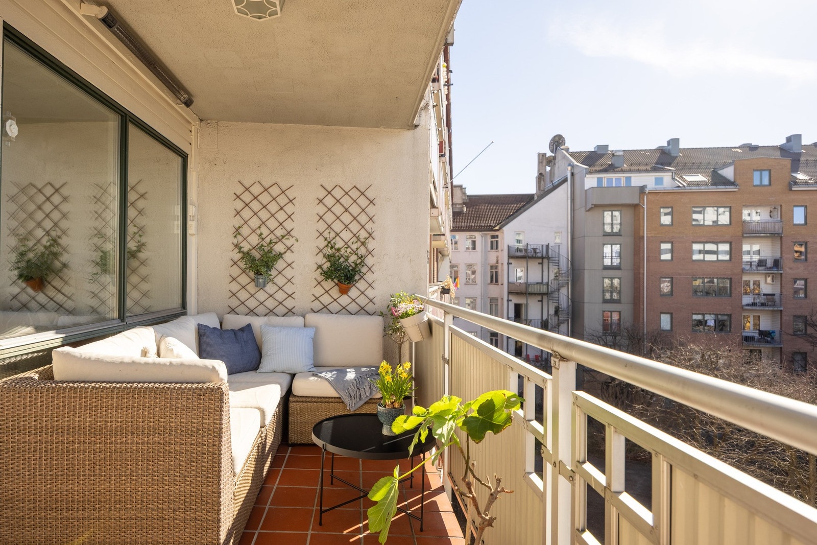 Leiligheten har en herlig balkong på hele 11 kvm. Galleribilde