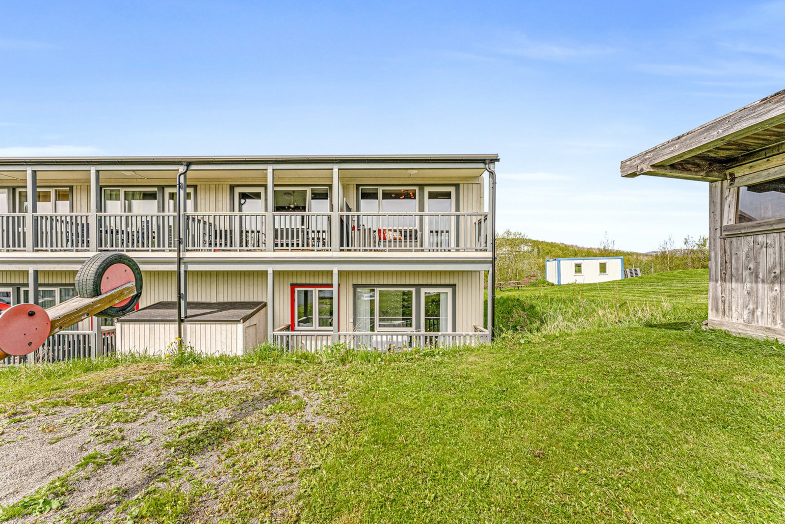 Leiligheten har plassering øverst til høyre i bygget. Galleribilde