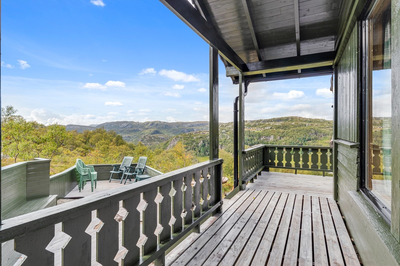 Eiendomsmegler Vest v/ Andreas Anda Dalmar har gleden av å presentere Moltekvæven 48! Galleribilde