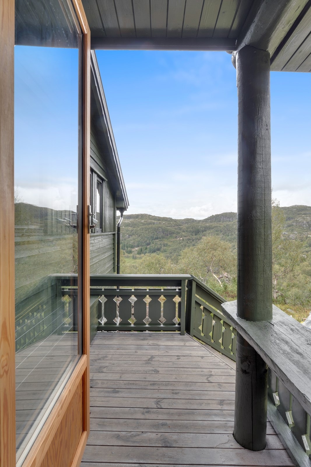 Beliggenheten er skjermet med fantastisk utsikt Galleribilde