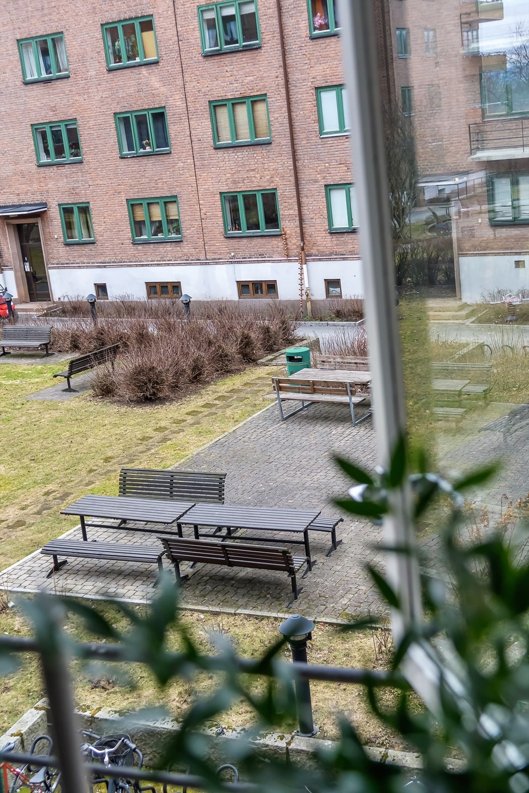 Her bor du sentralt på Vålerenga, med kort vei til både byliv og fine grøntområder. Galleribilde