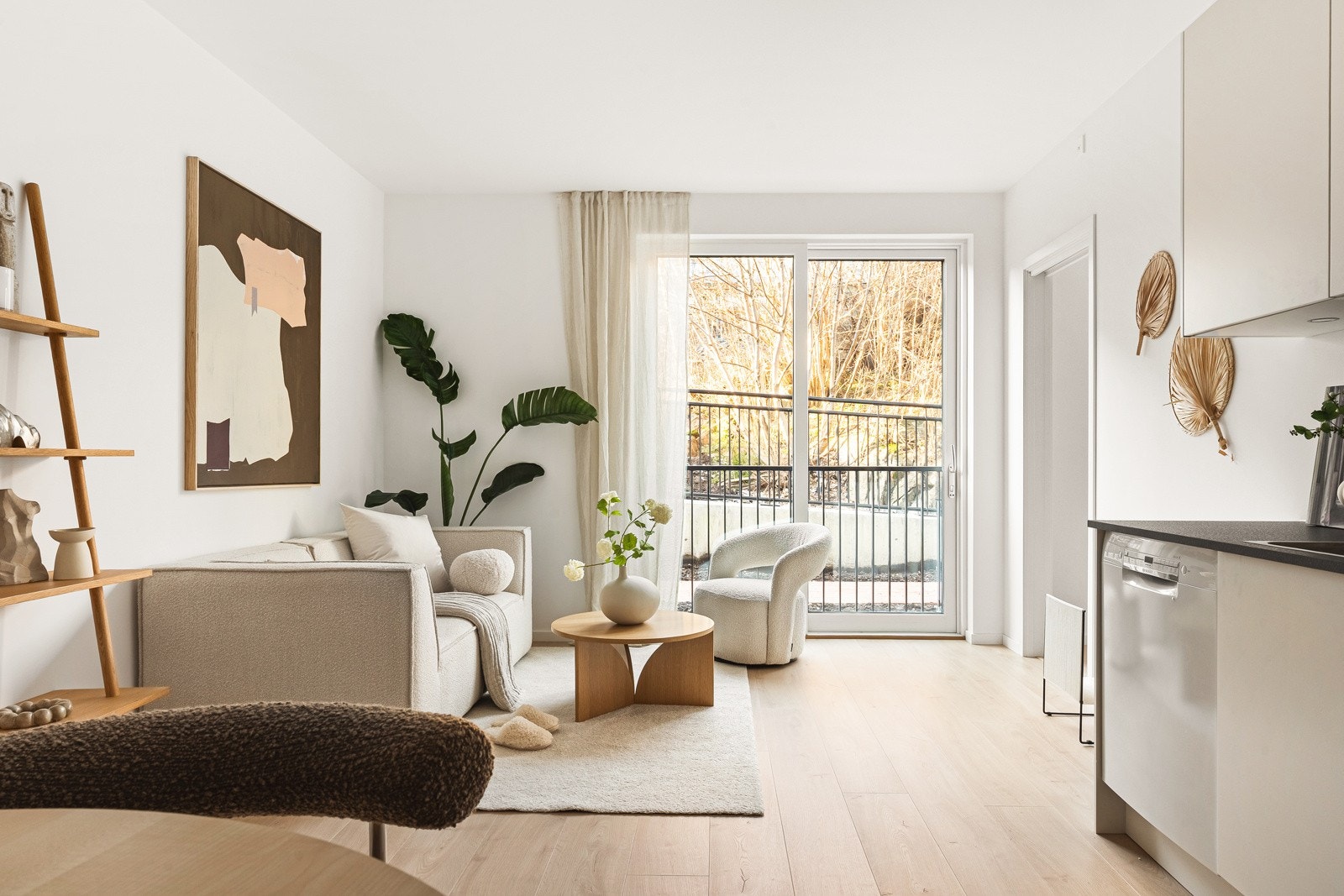 Lys og moderne leilighet med et luftig uttrykk. Galleribilde