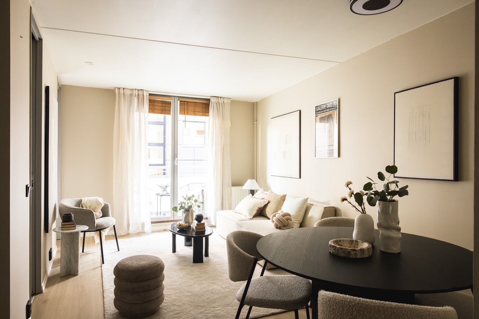 - Nordvik ved Henrik Carlyle (468 56 489) har gleden av å presentere Calmeyers gate 4 - Galleribilde