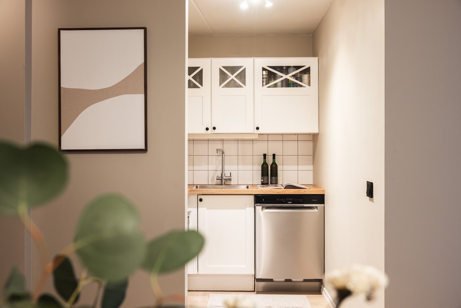 -Kjøkken med åpen løsning mot stuen - Galleribilde