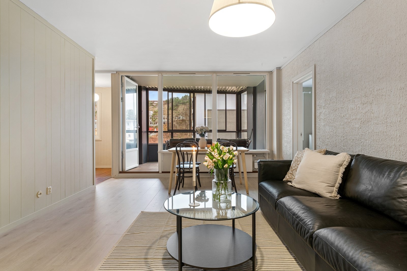 - En 4-roms leilighet med en herlig innglasset balkong på 8,3m² - Galleribilde