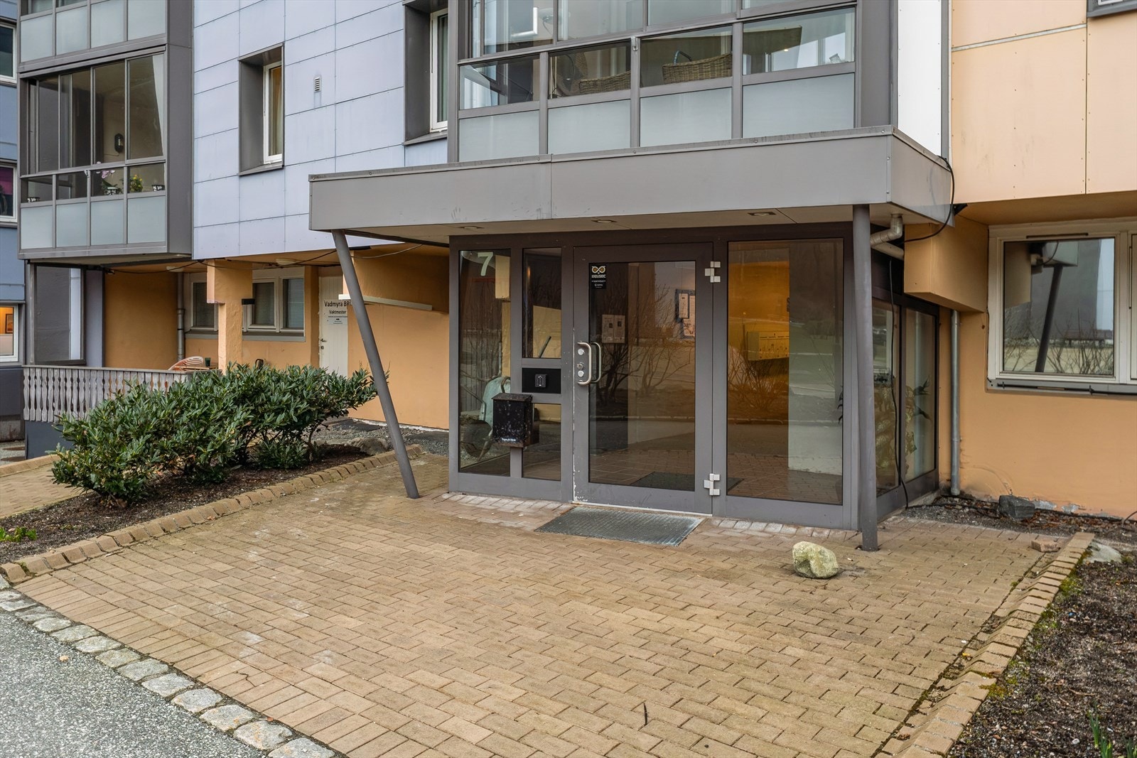 - Leiligheten disponerer en ekstern bod på 9,8m² - Galleribilde