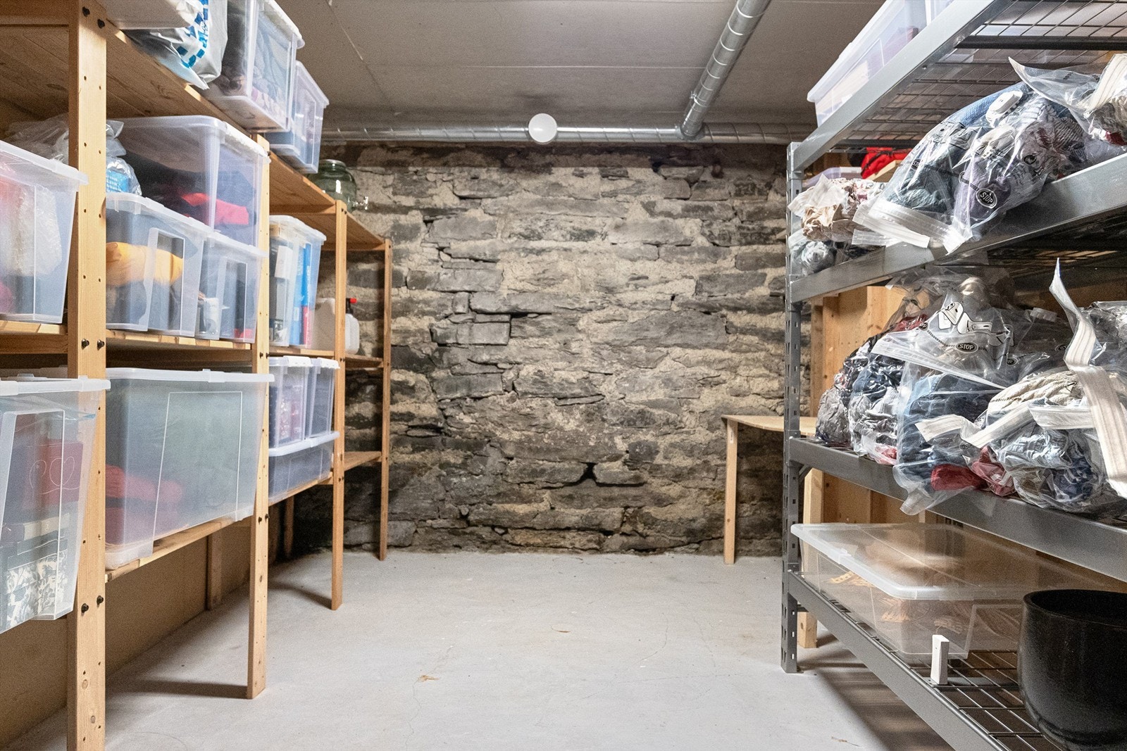 - Meget behagelig størrelse på tilhørende bod i kjeller - Galleribilde