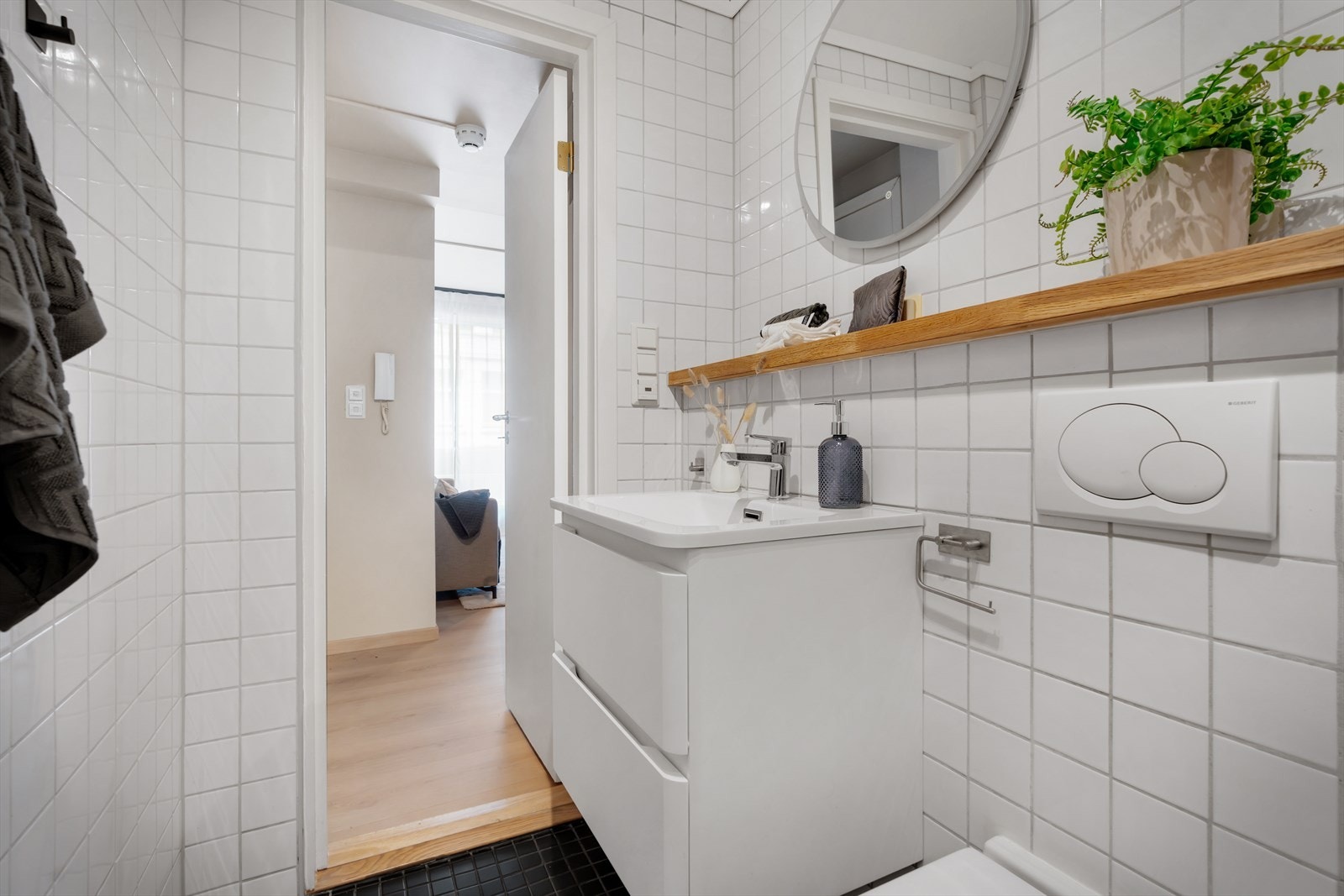 - Behagelig varme i gulv, til glede for ny eier - Galleribilde