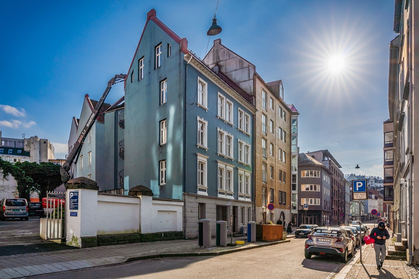 - Leiligheten har en attraktiv beliggenhet med kort vei til studie - og arbeidsplasser, kollektivtilbud, butikker og restauranter - Galleribilde