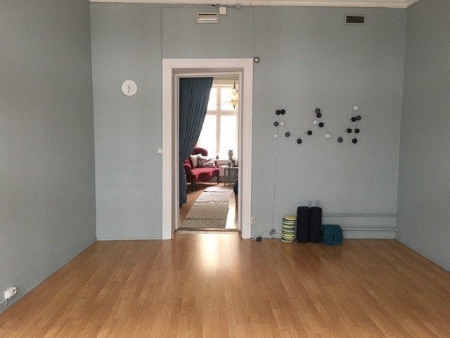 Svært sjarmerende lokaler. Her innredet til yogasenter. Galleribilde