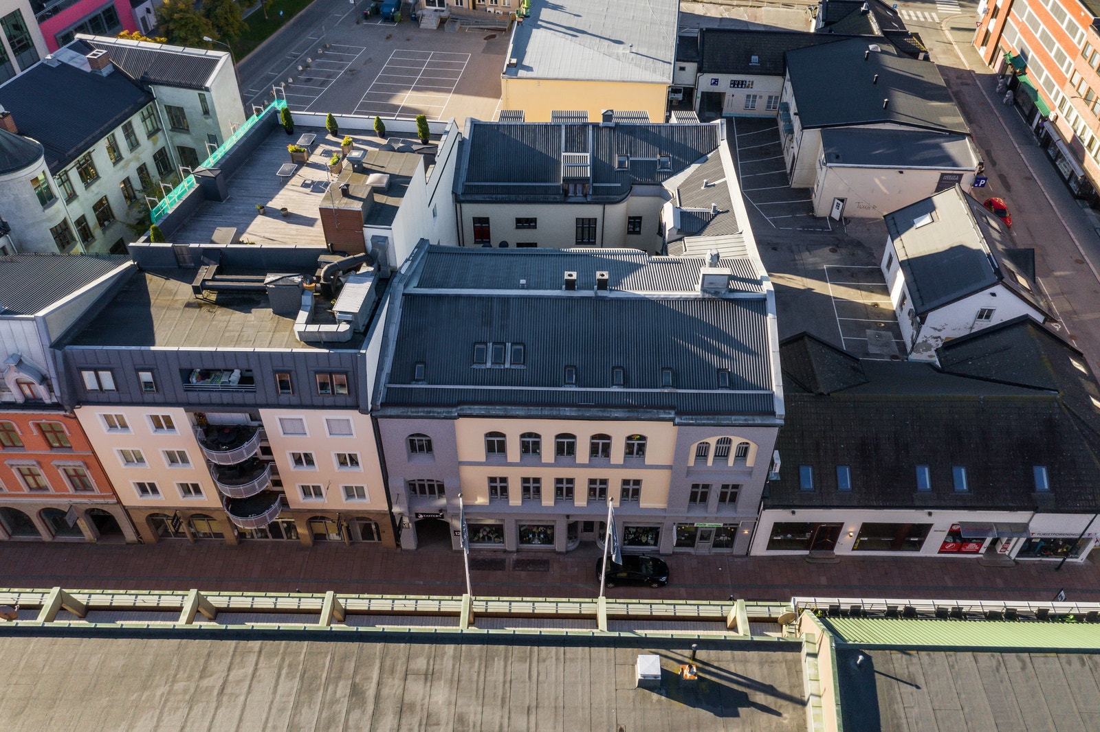 Nedre Storgate 12 i Drammen. Ligger i gågaten! Galleribilde