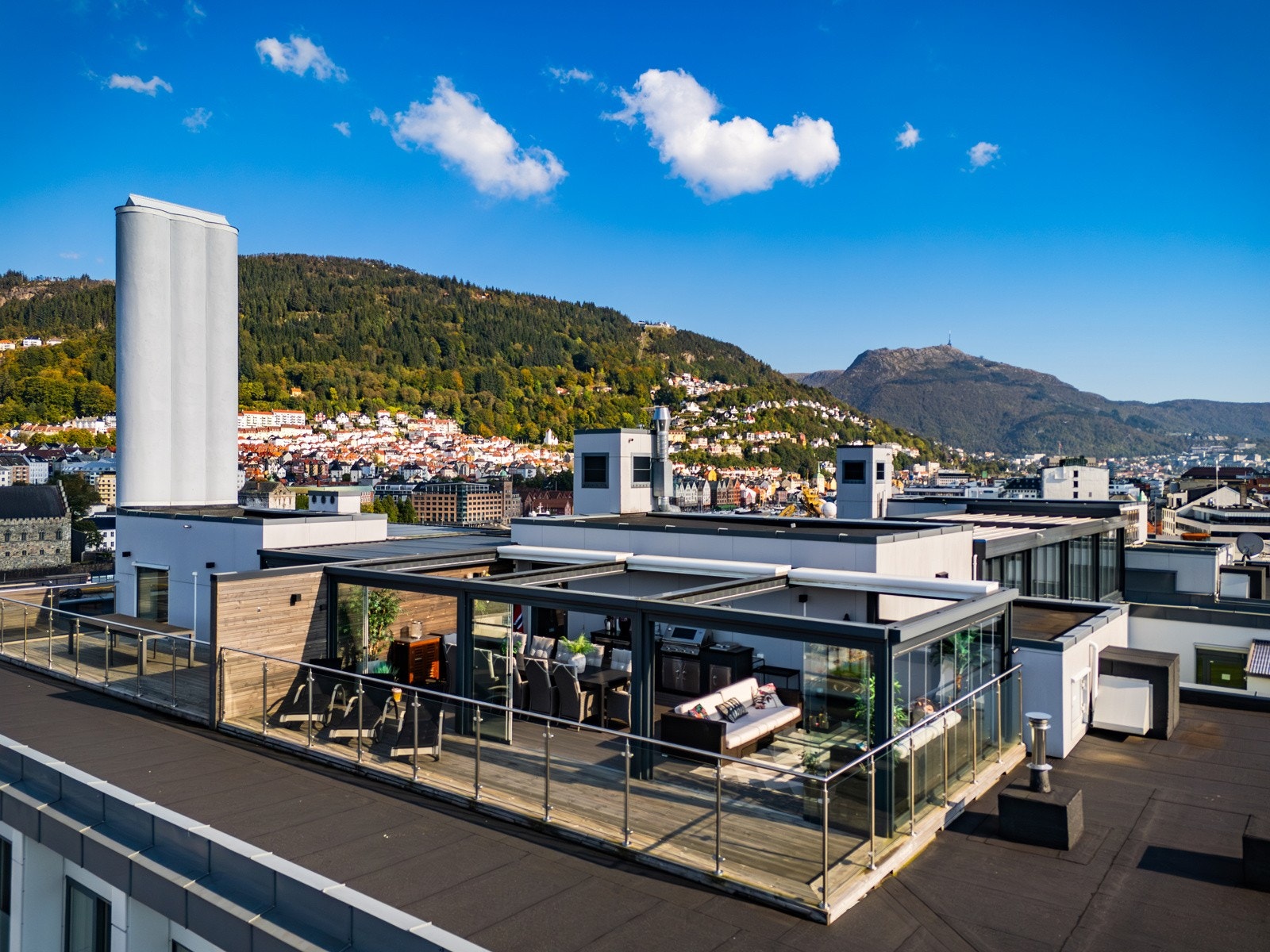 Privat takterrasse i 10. etasje Galleribilde