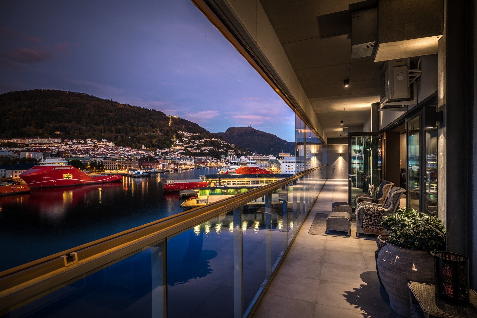 Privatmegleren v/ Tom Jørgensen har gleden av å presentere en unik og eksklusiv leilighet på Nordnes Brygge Galleribilde