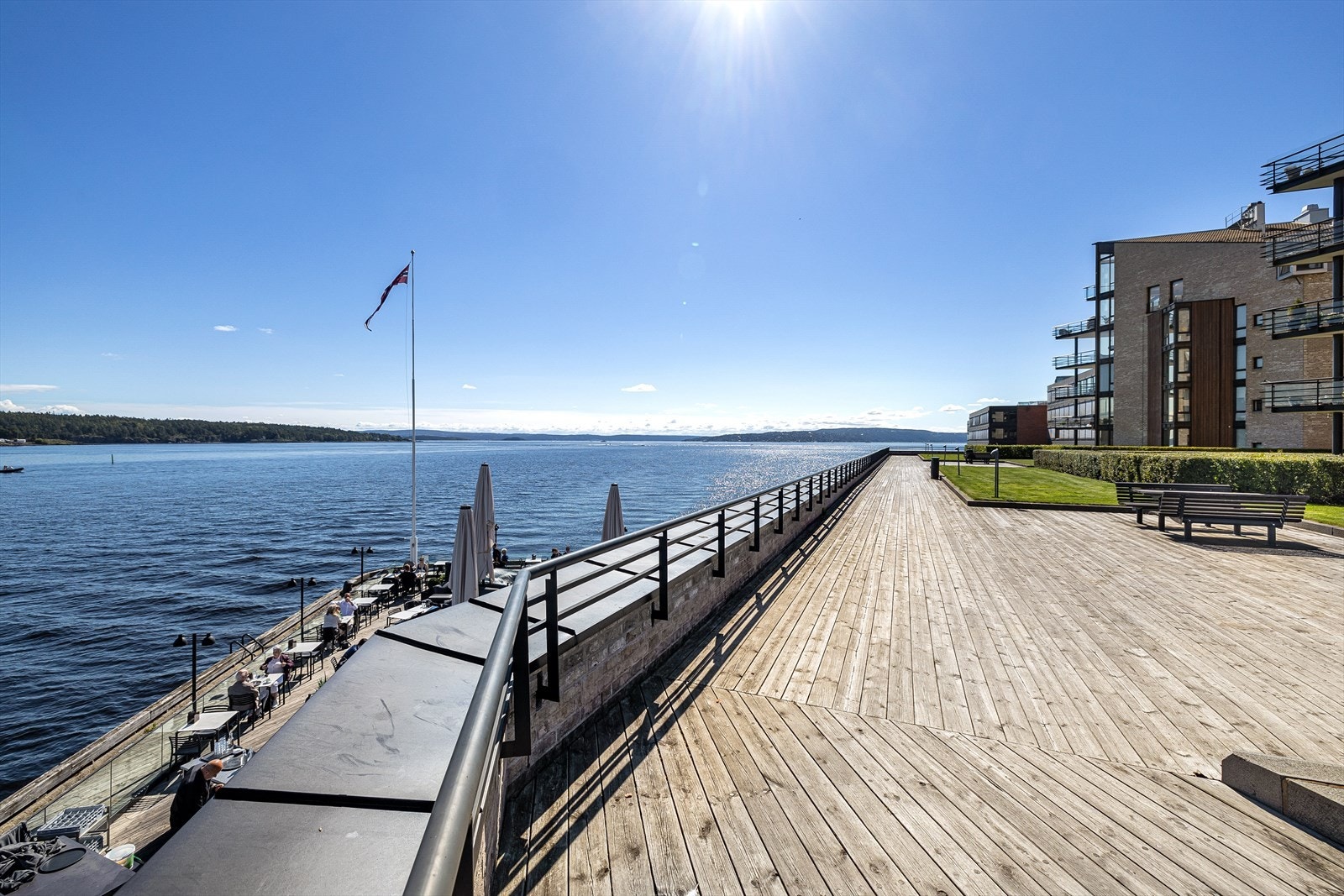 Her har du sjøen som nærmeste nabo! Galleribilde