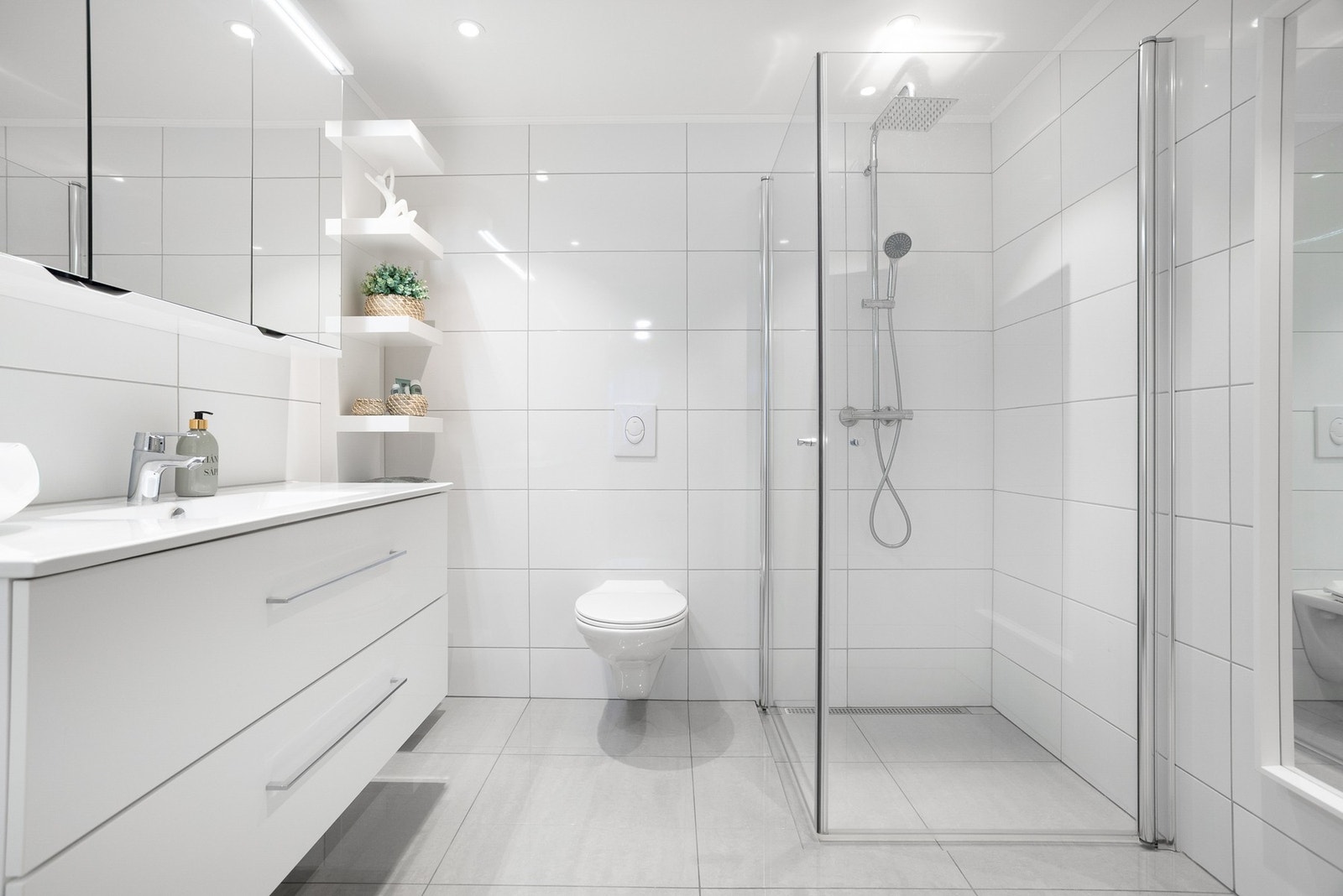 Delikat bad i tilknytning med hovedsoverom. Galleribilde