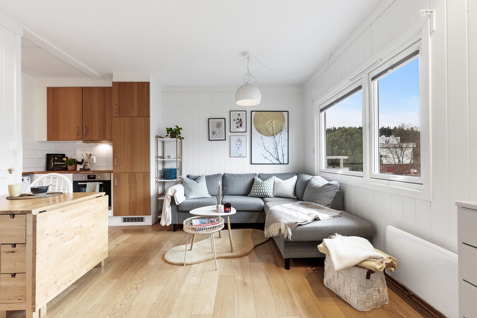 En fin og luftig leilighet med smart plassutnyttelse og god standard. Galleribilde