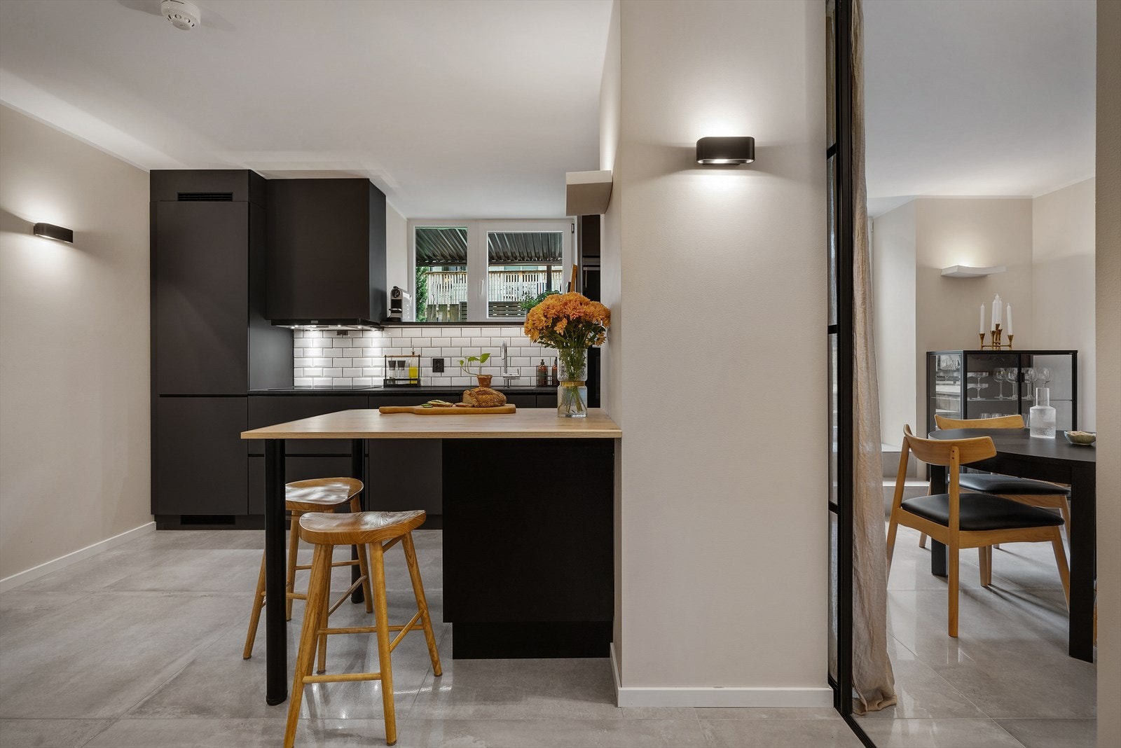 Aktiv Eiendomsmegling v/ Oliver Faraji har gleden av å presentere Hans Hauges Gate 24B! Galleribilde