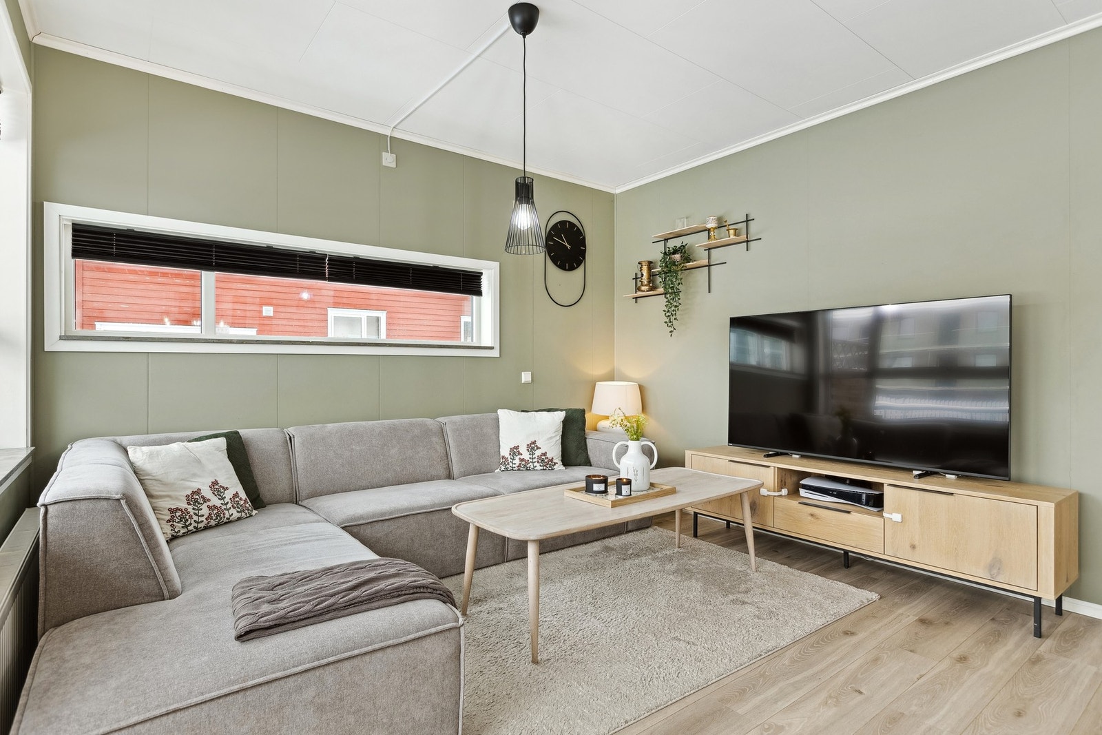 God plass til hjørnesofa Galleribilde