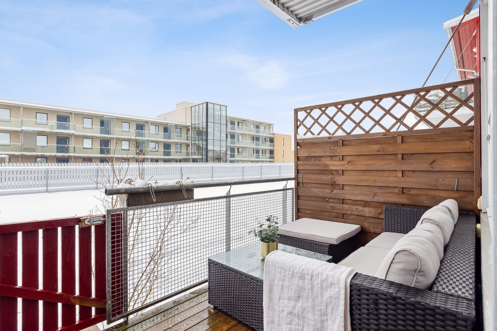 Solrik terrasse mot vest Galleribilde