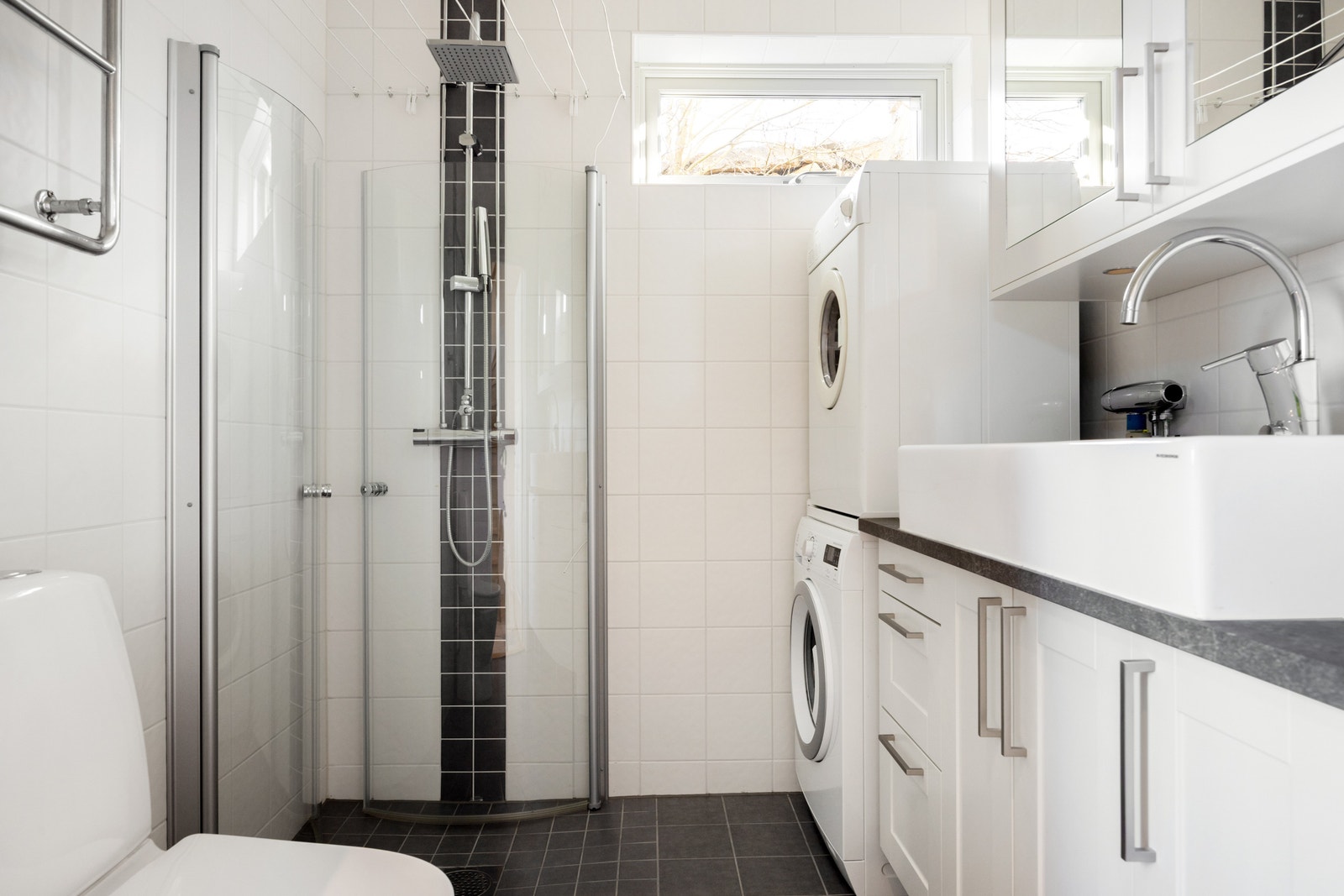 Badrum på nedre plan Galleribilde