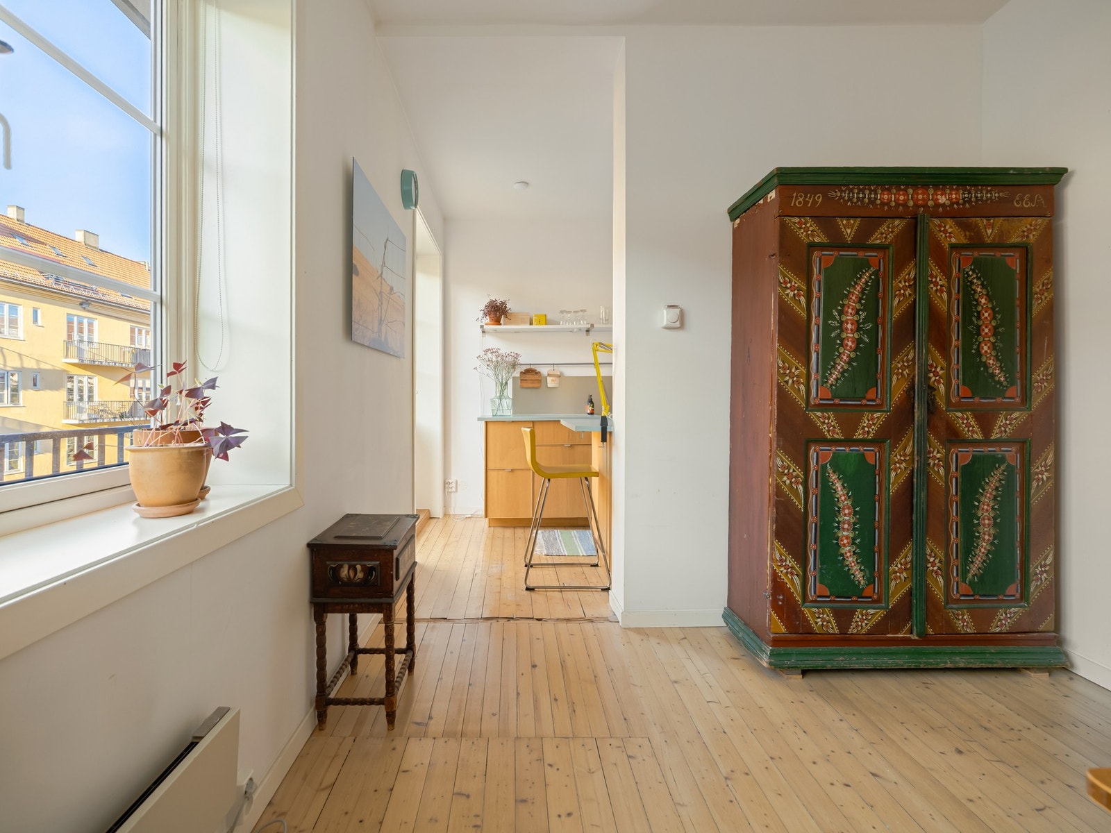 Dette er da egentlig et eget rom opprinnelig, og kan enkelt gjøres om til det igjen for de som vil det. Galleribilde