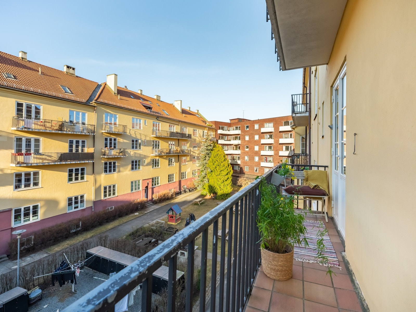 Om sommeren er det nydelig kveldssol her. Galleribilde