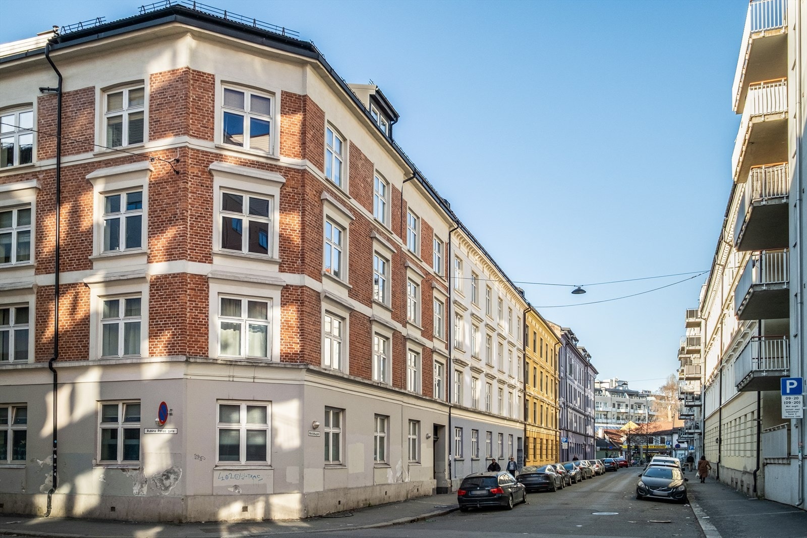 - En lys og hyggelig 2-roms andelsleilighet med sentral og attraktiv beliggenhet på Grønland med kort vei til "alt" Oslo har å by på! - Galleribilde