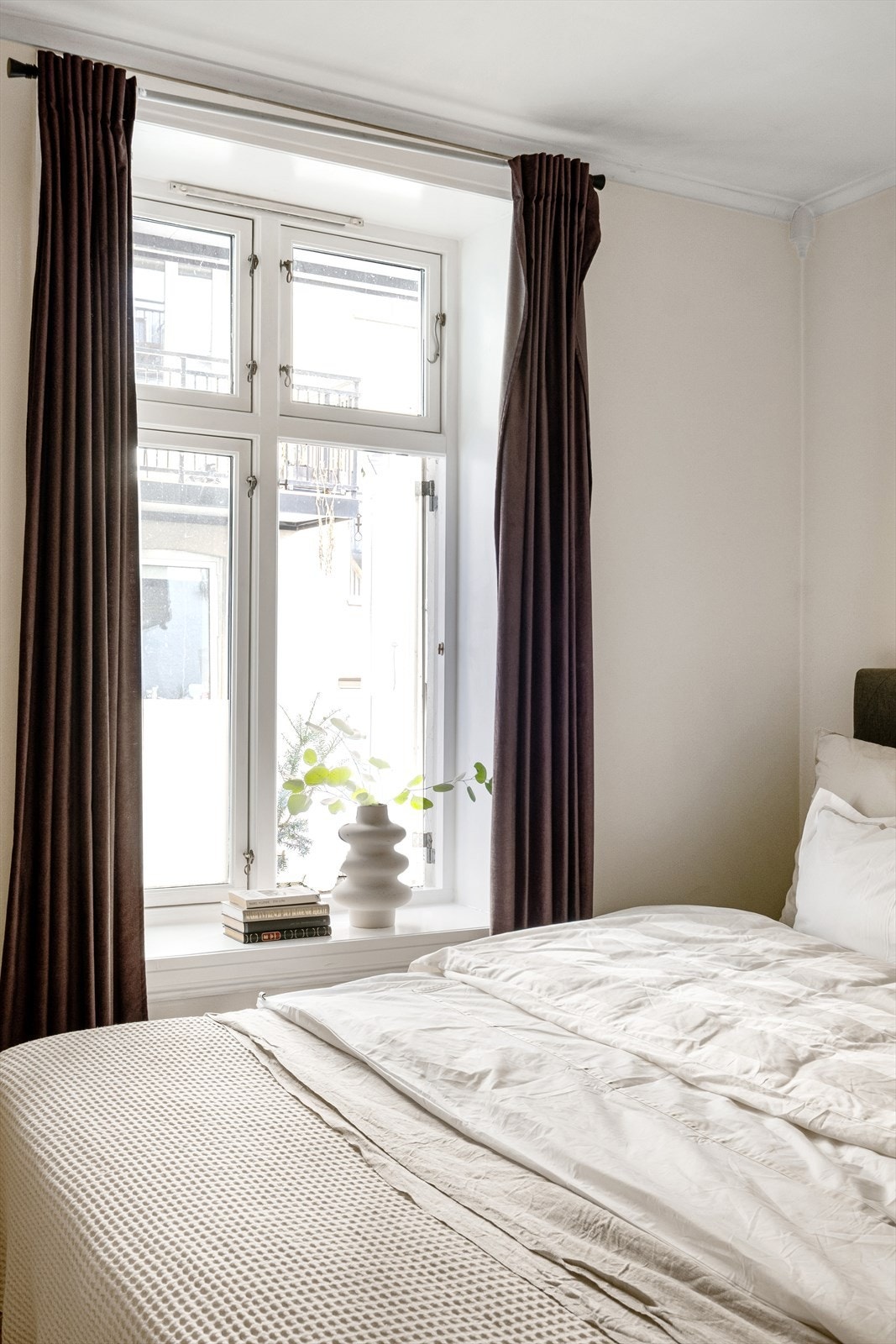 - Leiligheten vender mot indre gårdsrom - Galleribilde