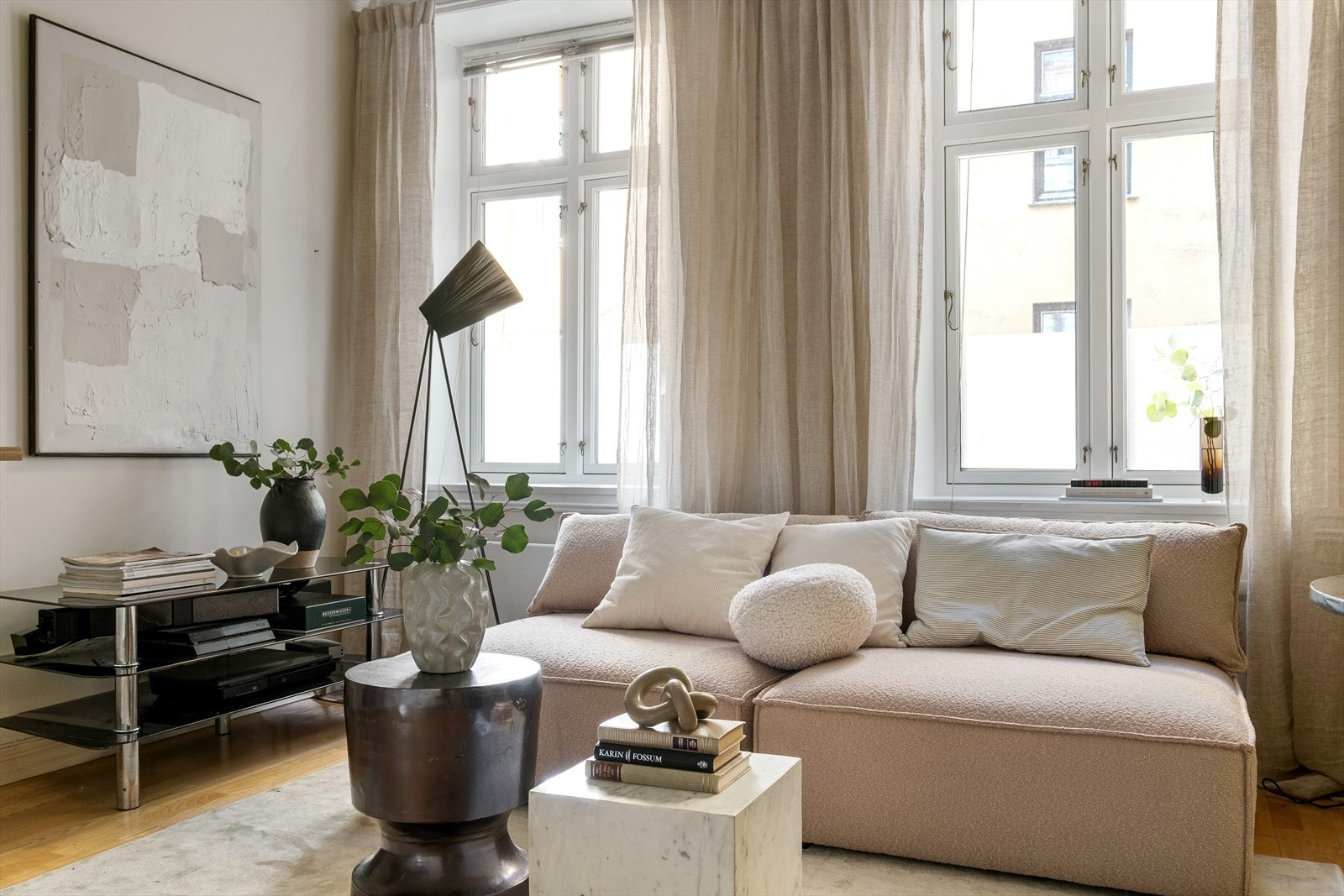 - Varmtvann og internett er inkludert i felleskostnadene - Galleribilde