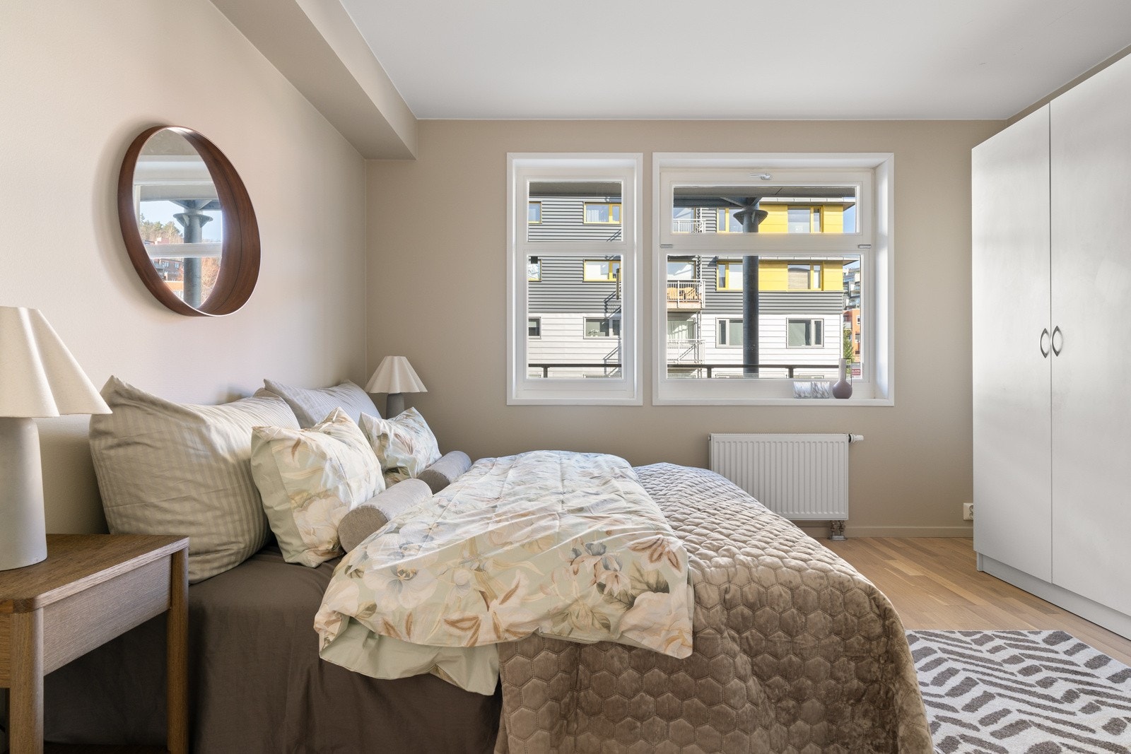 Leiligheten kan by på to soverom på henholdsvis 9,5 kvm og 16 kvm. Galleribilde