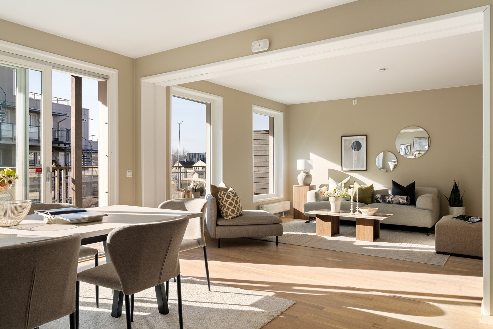 Her opplever man god kommunikasjon og nærhet i det hyggelige allrommet. Galleribilde