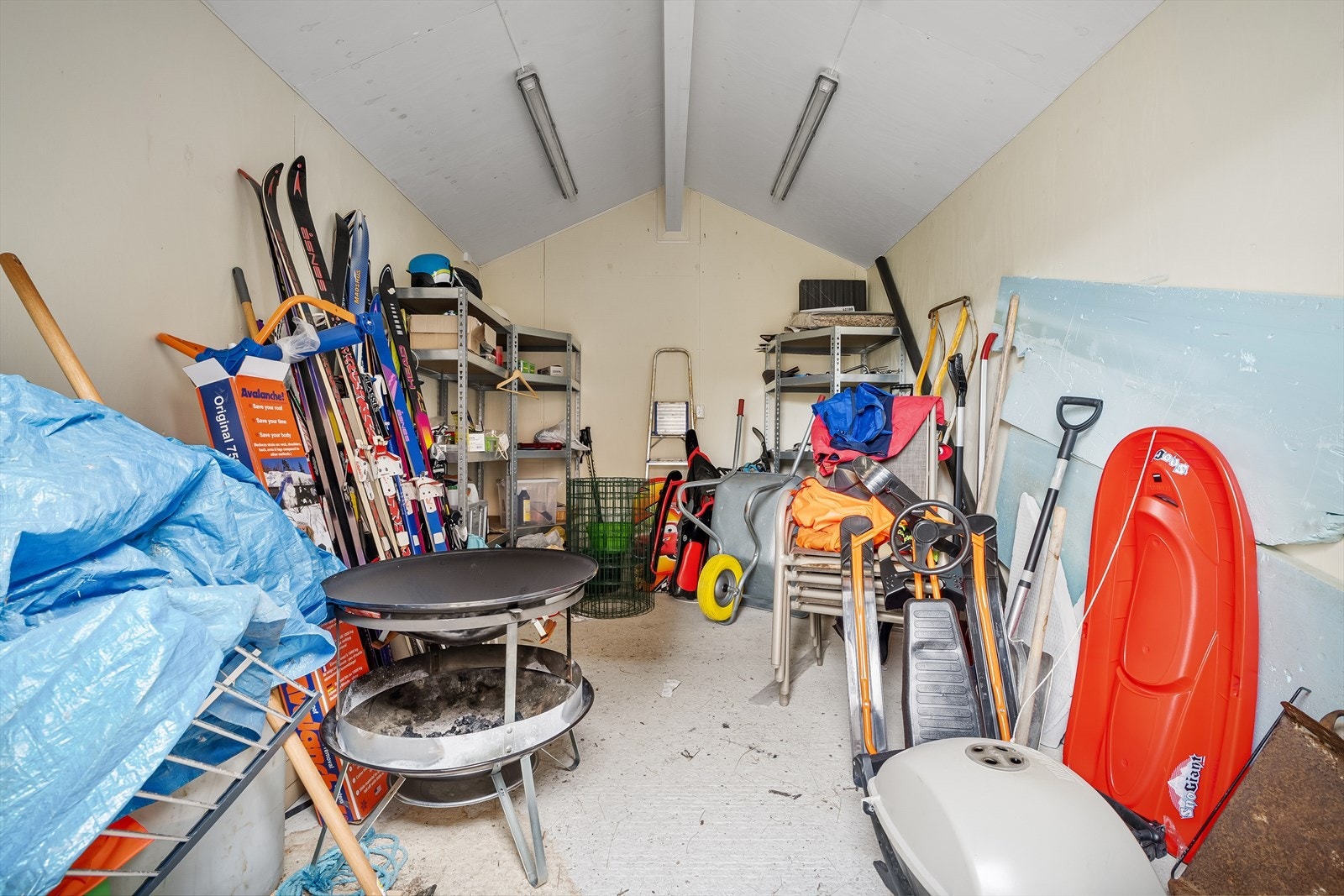 Utvendig bod med ekstra oppbevaringsplass Galleribilde