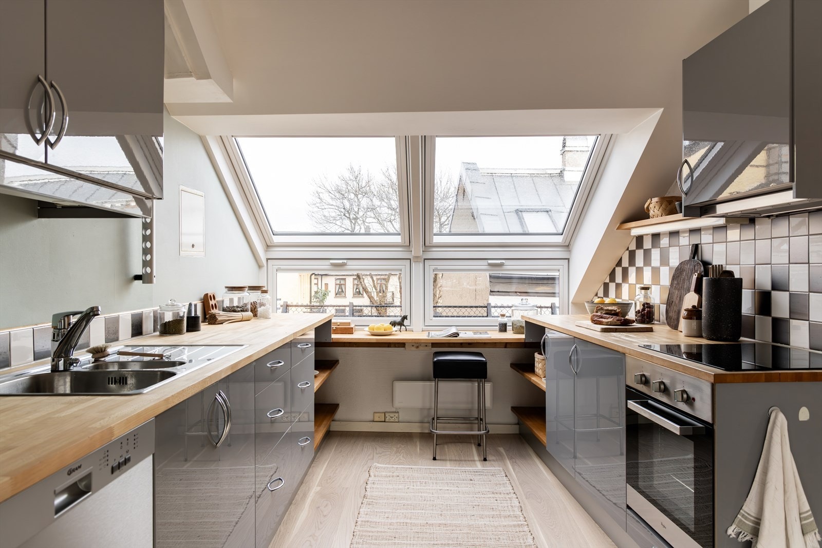 Leiligheten har blitt betydelig oppgradert i 2024/2025. Galleribilde