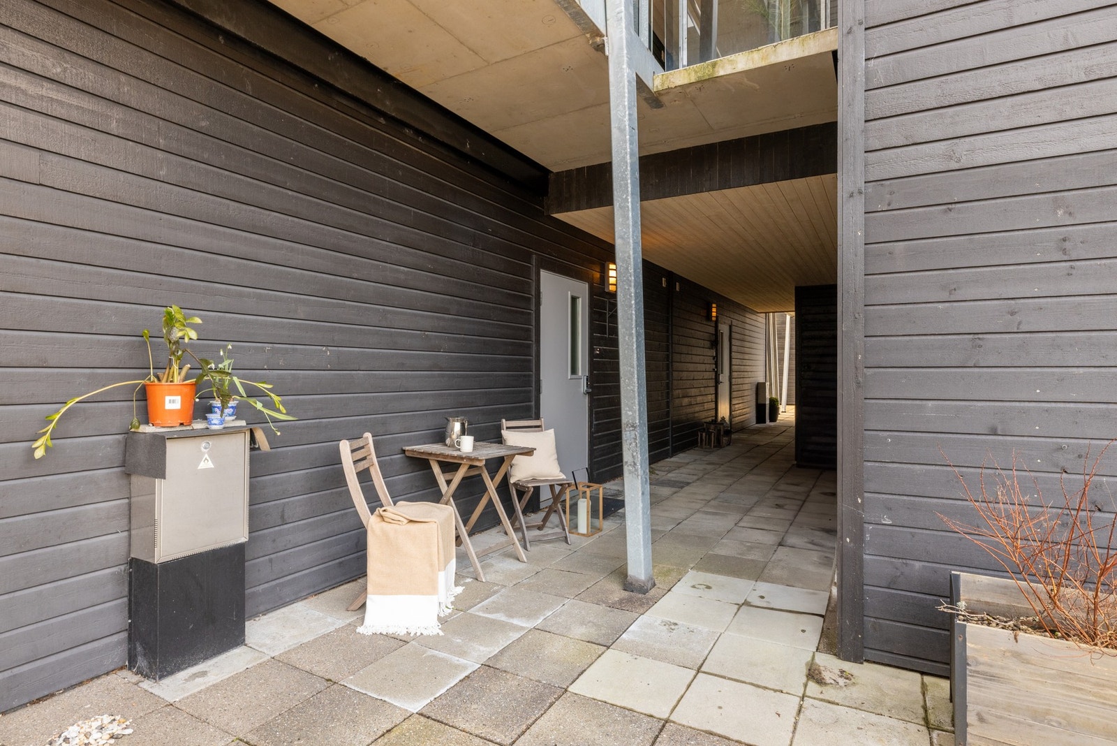 Inngangsparti. Galleribilde