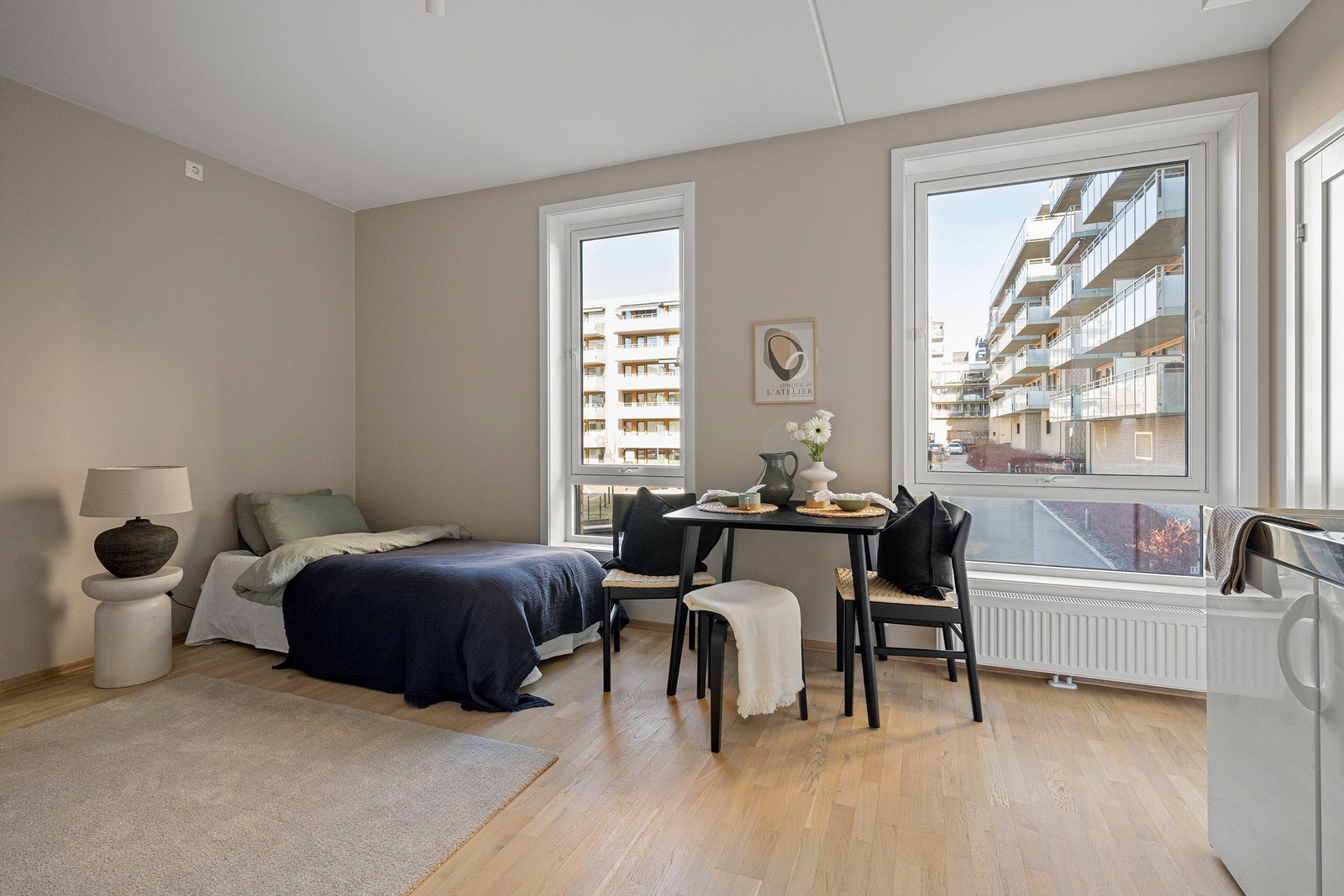 Hybeldel er på 22 m². Ved ønske kan den benyttes som en del av boligen hvor en da får 3 soverom og 2 baderom Galleribilde