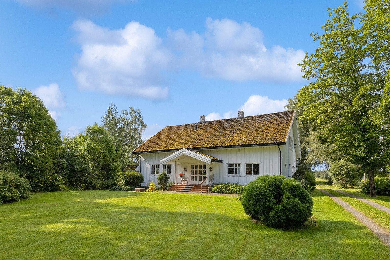 Her kan to- og firbeinte kan utfolde seg i trygge omgivelser. Galleribilde